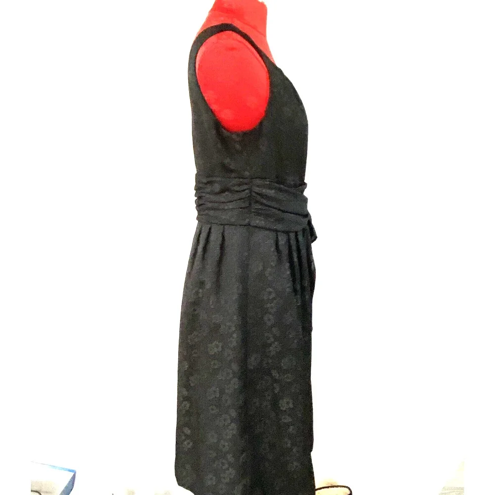 Evan Picone size 10 black brocade cocktail dress scoop neck sleeveless elegant